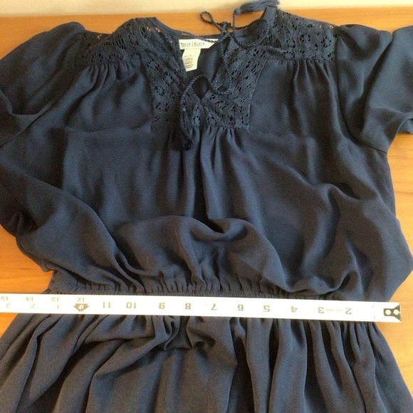 SALE White House Black Market Blue Bishop Sleeve V-Neck Dress Size 2 - Picture 10 of 11